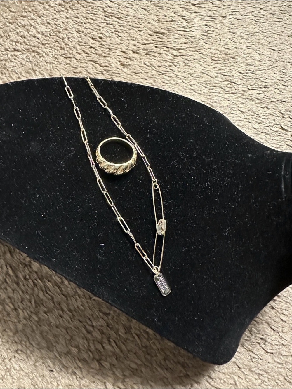 Melinda Marie Gold Necklace / With Ring - Picture 2 of 7